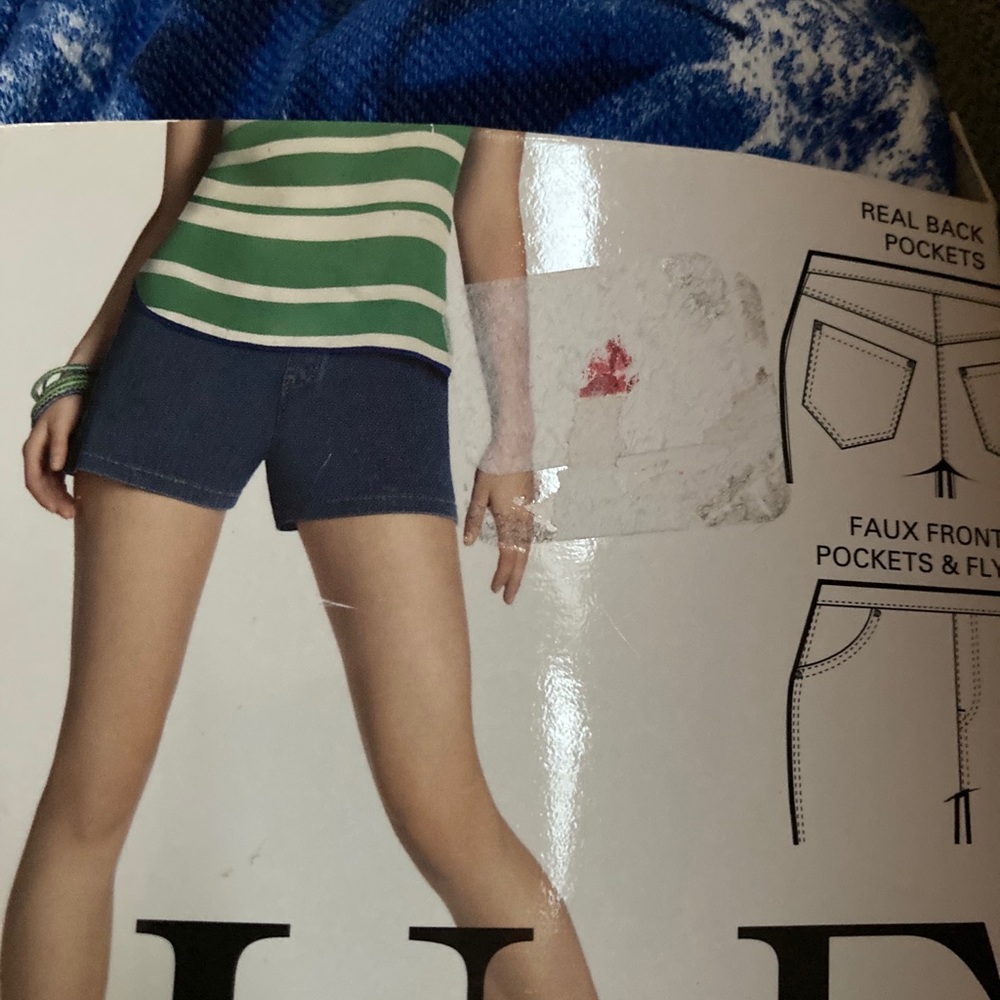 Hue hot shorts